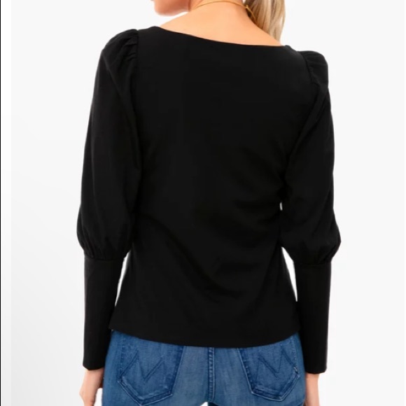 **Last One XXL** Black Riley Puff Sleeve Scoopneck
POMANDER PLACE - Picture 4 of 8